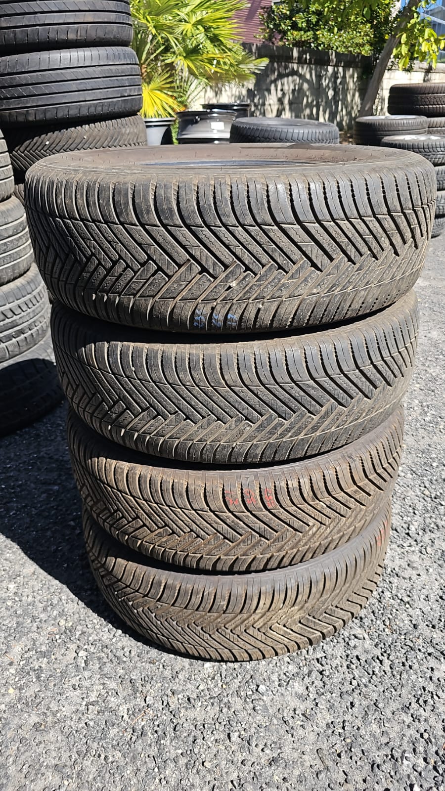 Hankook KINERGY 4S2X
